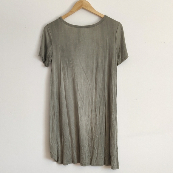 🆕🌿ASYMMETRICAL SIDE HEM TOP🌿 - Picture 4 of 6